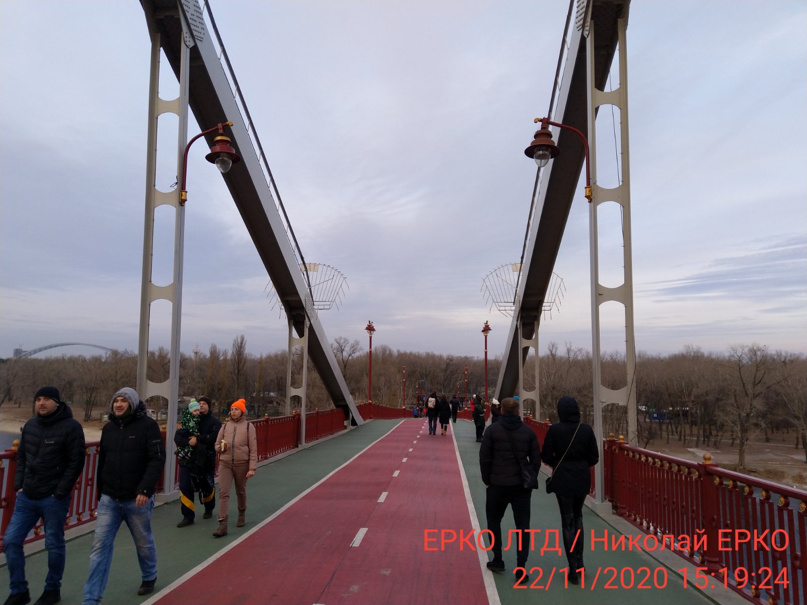 Мост на Труханов остров 